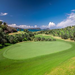 Costa Navarino, Greece: Embark on a Luxurious Golf Experience